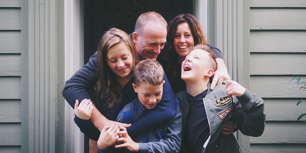 3 Ways to Make Your Family a Team - iMom