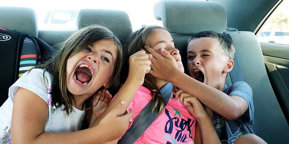 5 Ways for Parents to Deal with Sibling Rivalry iMom