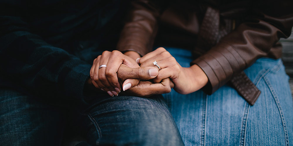 The 8 Benefits of Praying With Your Spouse - iMom
