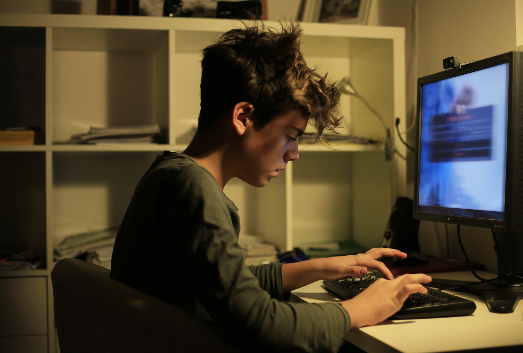 Underage porn 7 Steps if You Have a Child Addicted to Porn - iMOM