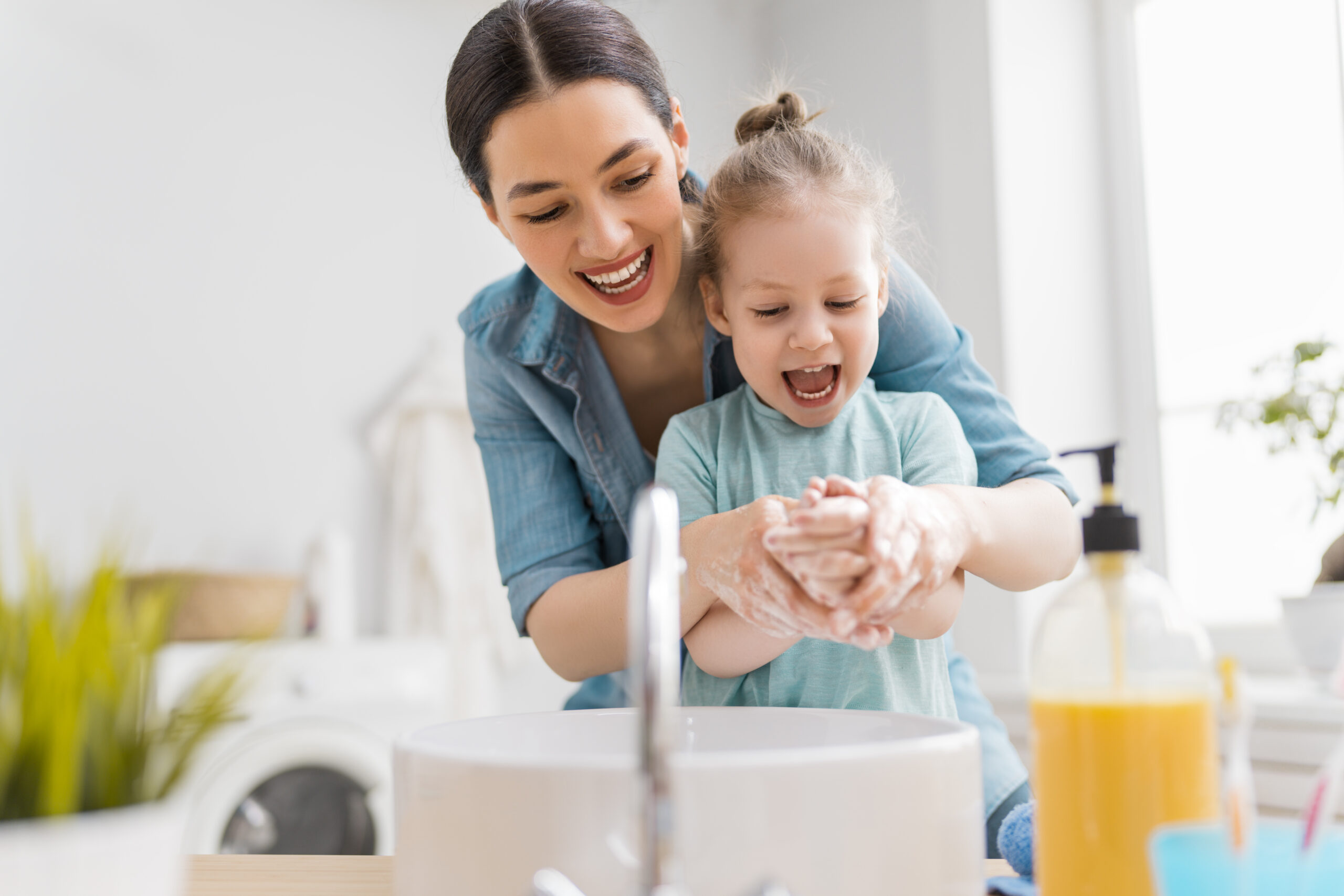 Ex-Spouse Etiquette to Keep Things Peaceful - iMOM